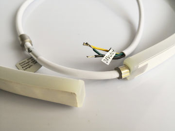 IP68 imprägniern Neon-LED-Neonbeleuchtung 24V 8W/das Meter, das mit Form-Einspritzungs-Verbindungsstück justierbar ist